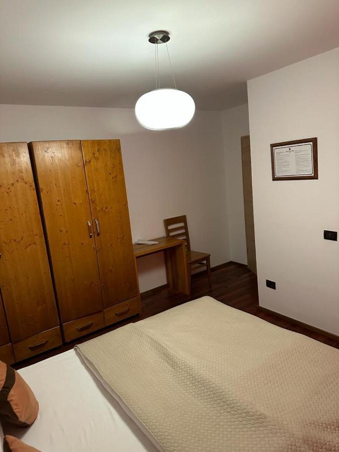 Apartments Prizreni Luaran gambar