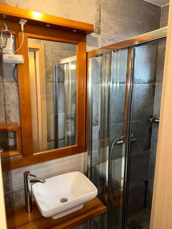 Apartments Prizreni Luaran gambar